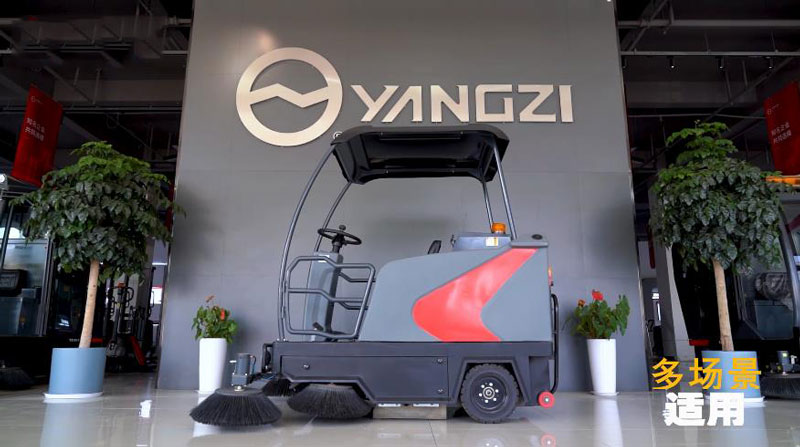 工業(yè)掃地機(jī)選購指南，從3個方向解析最靠譜的電動掃地車
