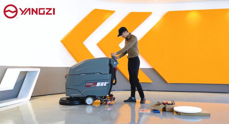 充分利用您的洗地機(jī) 充分利用您的洗地機(jī)