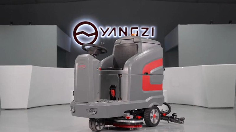 您應(yīng)該購(gòu)買(mǎi)新的還是使用過(guò)的洗地機(jī) 您應(yīng)該購(gòu)買(mǎi)新的還是使用過(guò)的洗地機(jī)